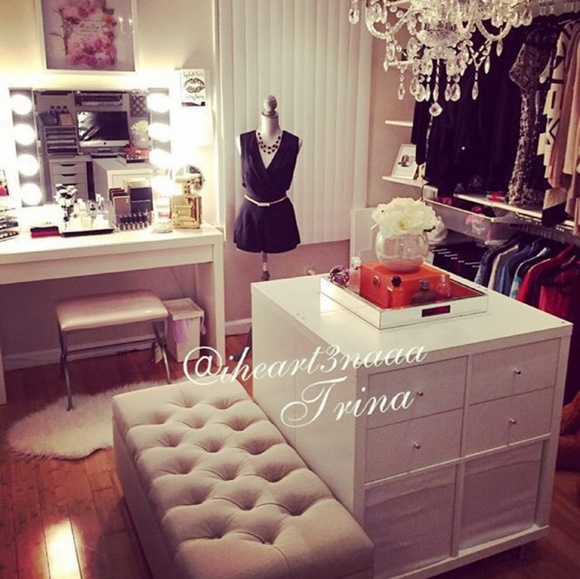 Specialize..Glamorize...Plus Size. - Picture 6 of 8